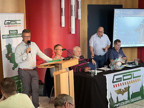 Ortsgruppenvorstand und Sitzungsleiter