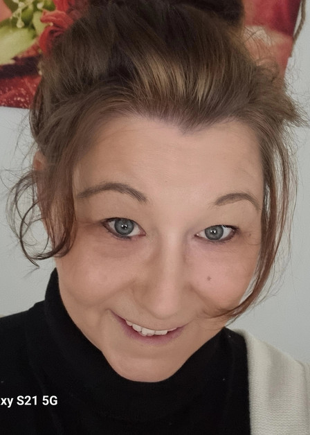 Sandra Holzhausen - Simon