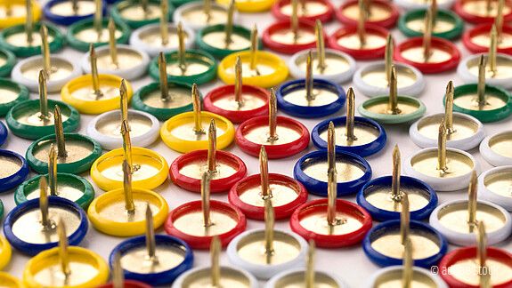 aushang pins bunte pins für Aushang